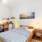 Zur Alten Post Apartment *