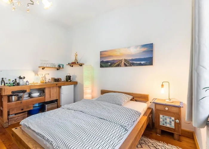 Zur Alten Post Apartman *